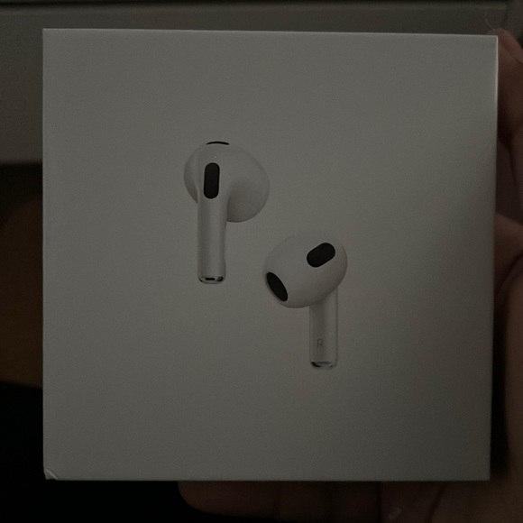 It’s airpod pros second gen and I wanna get them off my hands